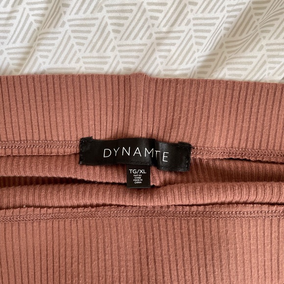 Dynamite Ribbed MIDI Skirt - Picture 2 of 3